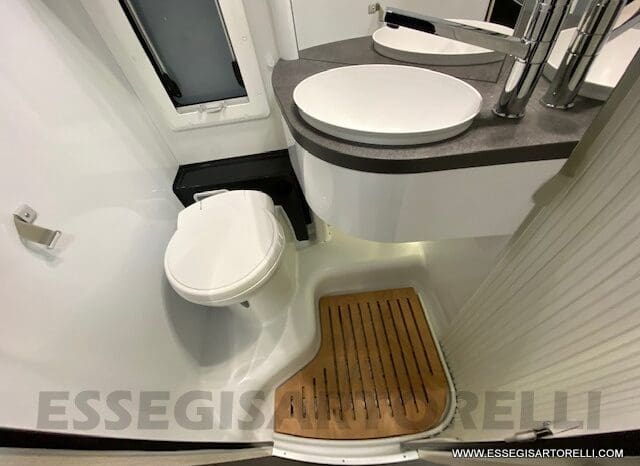 CHAUSSON EXCLUSIVE LINE 660 170 CV AUTOMATICO 699 CM 2022 solo 1.910 KM ! pieno