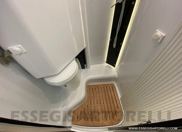 CHAUSSON EXCLUSIVE LINE 660 170 CV AUTOMATICO 699 CM 2022 solo 1.910 KM ! pieno