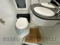 CHAUSSON EXCLUSIVE LINE 660 170 CV AUTOMATICO 699 CM 2022 solo 1.910 KM ! pieno