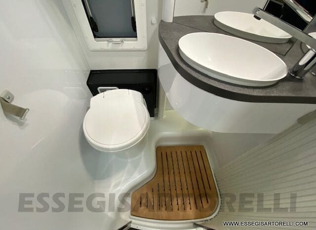 CHAUSSON EXCLUSIVE LINE 660 170 CV AUTOMATICO 699 CM 2022 solo 1.910 KM ! pieno