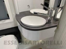 CHAUSSON EXCLUSIVE LINE 660 170 CV AUTOMATICO 699 CM 2022 solo 1.910 KM ! pieno