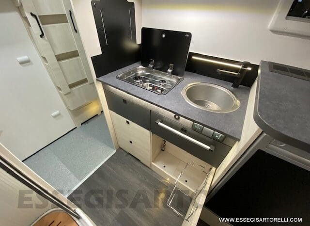 CHAUSSON EXCLUSIVE LINE 660 170 CV AUTOMATICO 699 CM 2022 solo 1.910 KM ! pieno