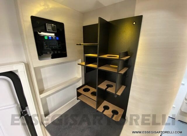 CHAUSSON EXCLUSIVE LINE 660 170 CV AUTOMATICO 699 CM 2022 solo 1.910 KM ! pieno