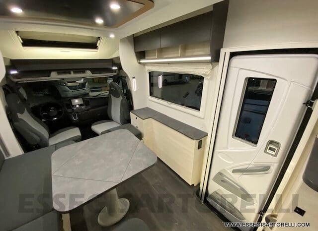 CHAUSSON EXCLUSIVE LINE 660 170 CV AUTOMATICO 699 CM 2022 solo 1.910 KM ! pieno