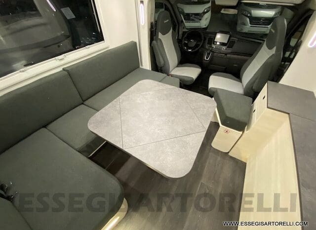 CHAUSSON EXCLUSIVE LINE 660 170 CV AUTOMATICO 699 CM 2022 solo 1.910 KM ! pieno