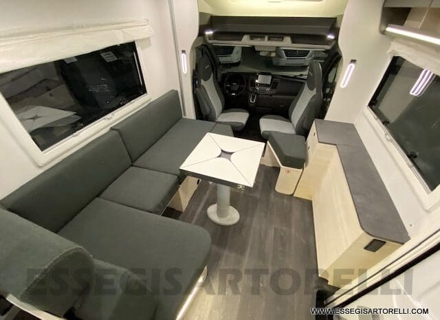CHAUSSON EXCLUSIVE LINE 660 170 CV AUTOMATICO 699 CM 2022 solo 1.910 KM ! pieno