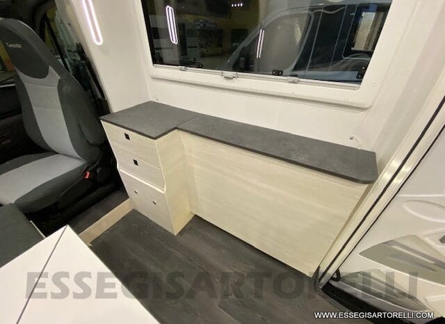 CHAUSSON EXCLUSIVE LINE 660 170 CV AUTOMATICO 699 CM 2022 solo 1.910 KM ! pieno
