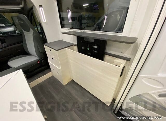 CHAUSSON EXCLUSIVE LINE 660 170 CV AUTOMATICO 699 CM 2022 solo 1.910 KM ! pieno