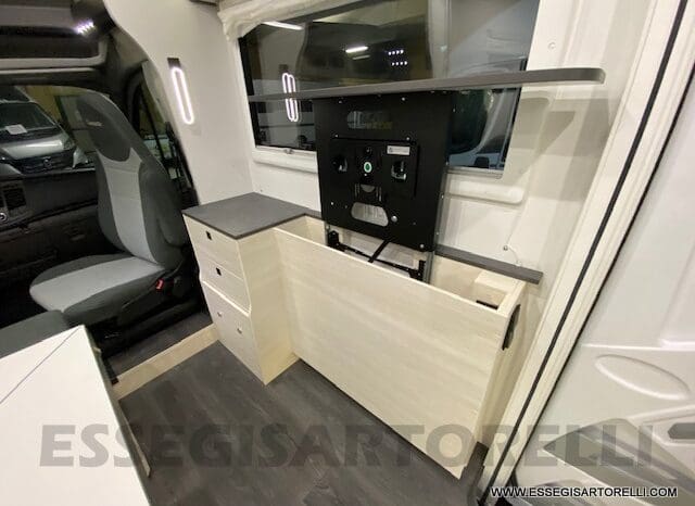 CHAUSSON EXCLUSIVE LINE 660 170 CV AUTOMATICO 699 CM 2022 solo 1.910 KM ! pieno