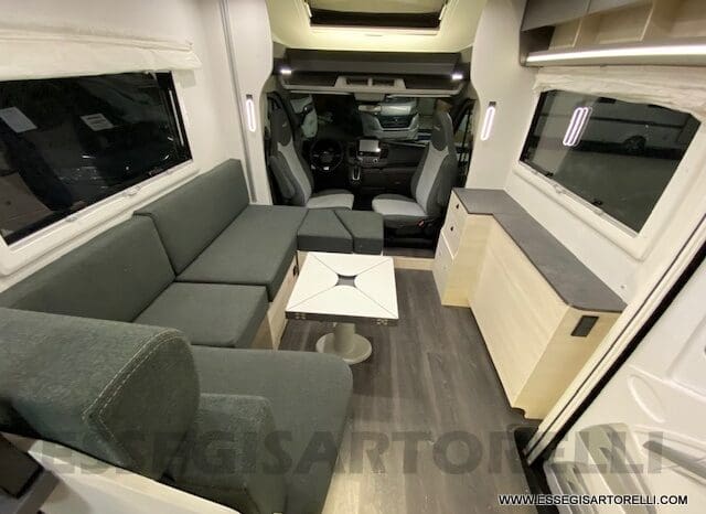 CHAUSSON EXCLUSIVE LINE 660 170 CV AUTOMATICO 699 CM 2022 solo 1.910 KM ! pieno