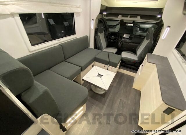 CHAUSSON EXCLUSIVE LINE 660 170 CV AUTOMATICO 699 CM 2022 solo 1.910 KM ! pieno