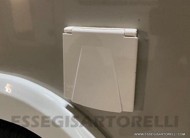 CHAUSSON EXCLUSIVE LINE 660 170 CV AUTOMATICO 699 CM 2022 solo 1.910 KM ! pieno