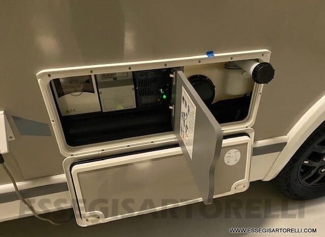 CHAUSSON EXCLUSIVE LINE 660 170 CV AUTOMATICO 699 CM 2022 solo 1.910 KM ! pieno