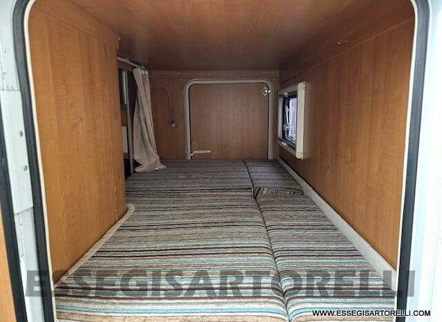 ROLLER TEAM AUTOROLLER 2 MANSARDATO 6 POSTI 2009 671 CM pieno