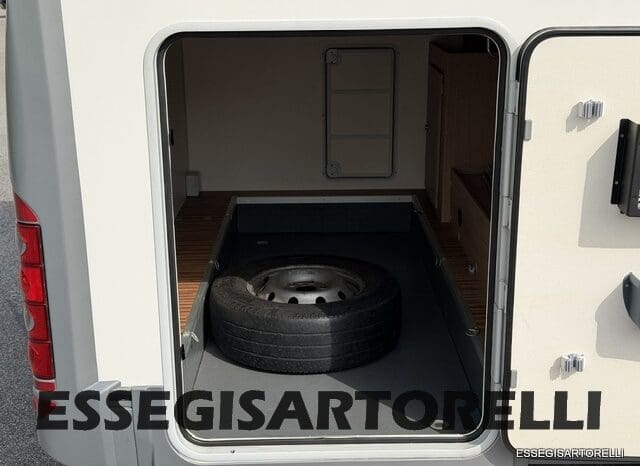 ADRIA MATRIX M 680 SP GARAGE E BASCULANTE 2013 5 POSTI OMOLOGATI DOPPIO CLIMA pieno
