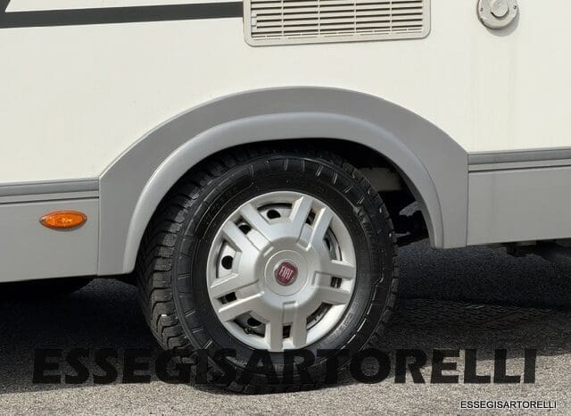 ADRIA MATRIX M 680 SP GARAGE E BASCULANTE 2013 5 POSTI OMOLOGATI DOPPIO CLIMA pieno