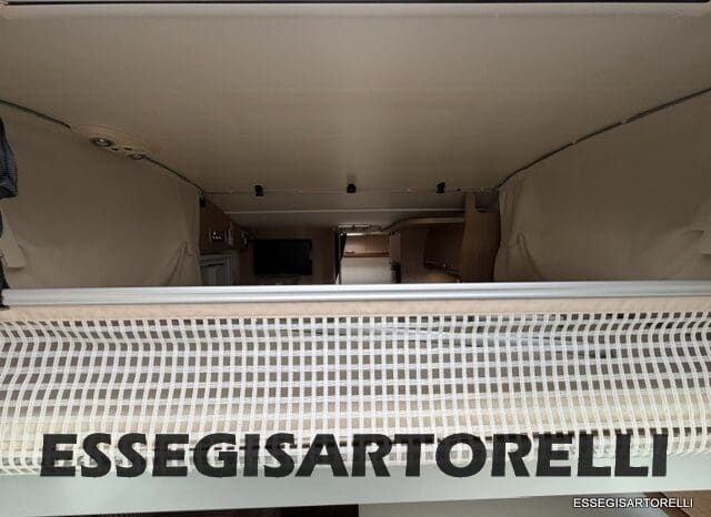 ADRIA MATRIX M 680 SP GARAGE E BASCULANTE 2013 5 POSTI OMOLOGATI DOPPIO CLIMA pieno