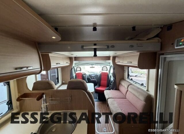 ADRIA MATRIX M 680 SP GARAGE E BASCULANTE 2013 5 POSTI OMOLOGATI DOPPIO CLIMA pieno