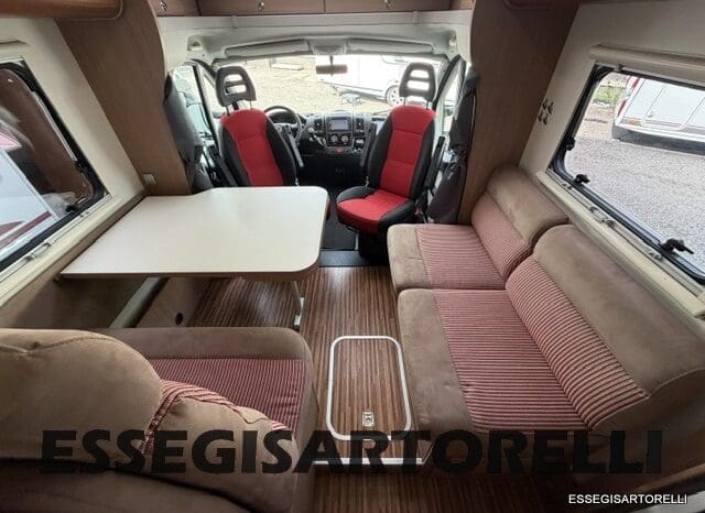ADRIA MATRIX M 680 SP GARAGE E BASCULANTE 2013 5 POSTI OMOLOGATI DOPPIO CLIMA pieno