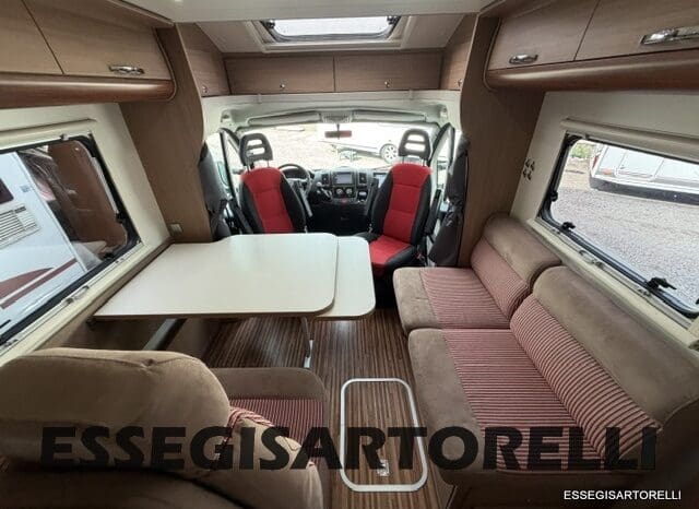 ADRIA MATRIX M 680 SP GARAGE E BASCULANTE 2013 5 POSTI OMOLOGATI DOPPIO CLIMA pieno