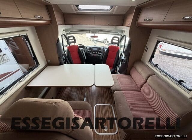 ADRIA MATRIX M 680 SP GARAGE E BASCULANTE 2013 5 POSTI OMOLOGATI DOPPIO CLIMA pieno