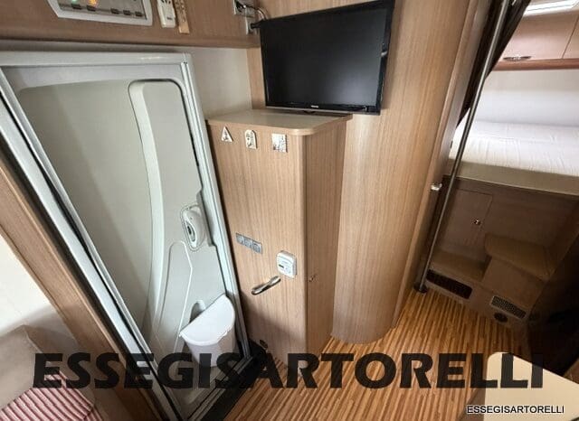 ADRIA MATRIX M 680 SP GARAGE E BASCULANTE 2013 5 POSTI OMOLOGATI DOPPIO CLIMA pieno