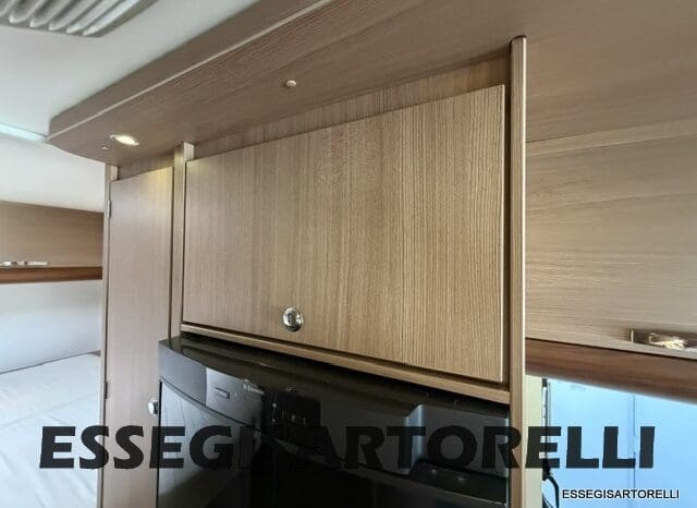 ADRIA MATRIX M 680 SP GARAGE E BASCULANTE 2013 5 POSTI OMOLOGATI DOPPIO CLIMA pieno