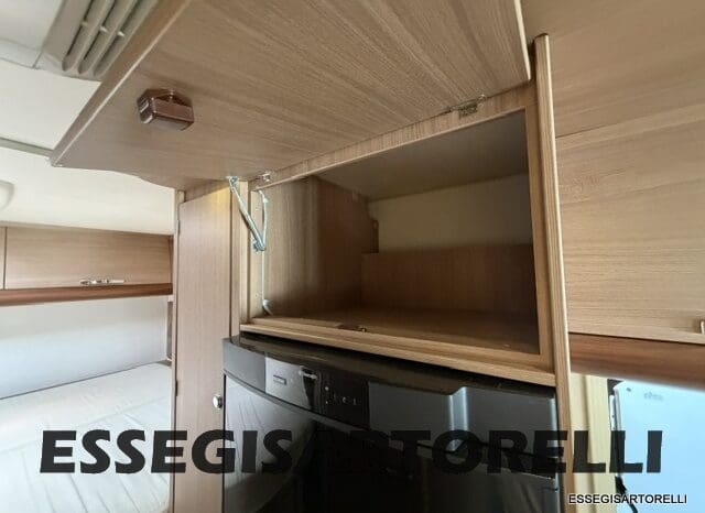 ADRIA MATRIX M 680 SP GARAGE E BASCULANTE 2013 5 POSTI OMOLOGATI DOPPIO CLIMA pieno