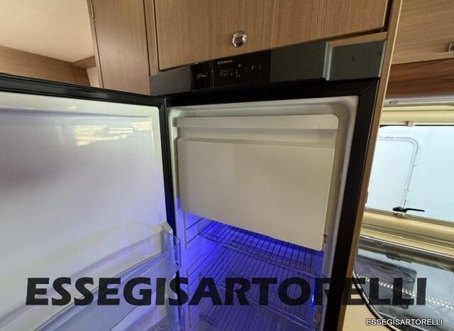 ADRIA MATRIX M 680 SP GARAGE E BASCULANTE 2013 5 POSTI OMOLOGATI DOPPIO CLIMA pieno
