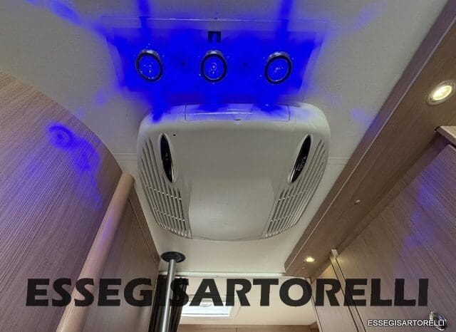 ADRIA MATRIX M 680 SP GARAGE E BASCULANTE 2013 5 POSTI OMOLOGATI DOPPIO CLIMA pieno