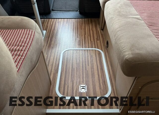 ADRIA MATRIX M 680 SP GARAGE E BASCULANTE 2013 5 POSTI OMOLOGATI DOPPIO CLIMA pieno