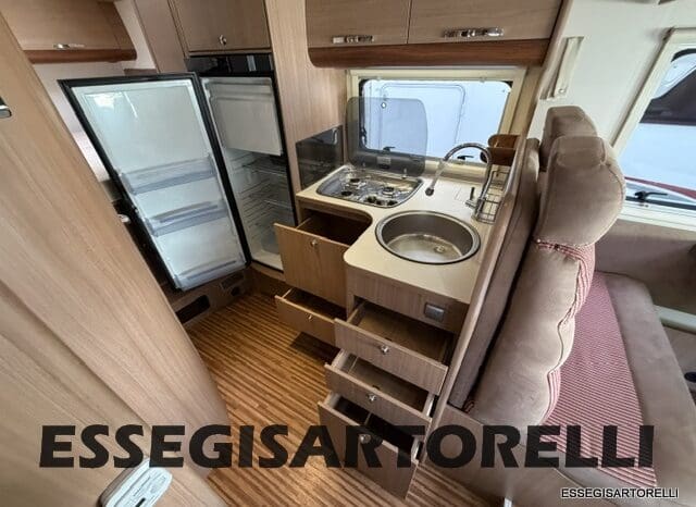 ADRIA MATRIX M 680 SP GARAGE E BASCULANTE 2013 5 POSTI OMOLOGATI DOPPIO CLIMA pieno