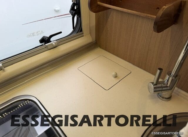 ADRIA MATRIX M 680 SP GARAGE E BASCULANTE 2013 5 POSTI OMOLOGATI DOPPIO CLIMA pieno