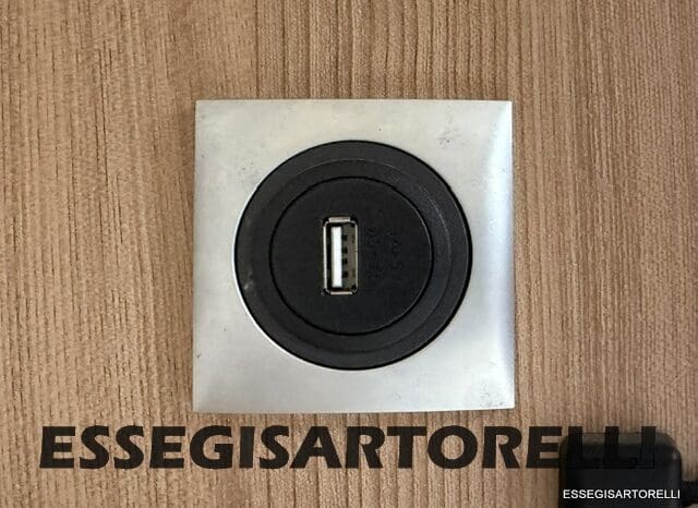 ADRIA MATRIX M 680 SP GARAGE E BASCULANTE 2013 5 POSTI OMOLOGATI DOPPIO CLIMA pieno