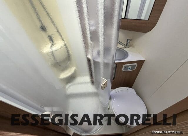 ADRIA MATRIX M 680 SP GARAGE E BASCULANTE 2013 5 POSTI OMOLOGATI DOPPIO CLIMA pieno