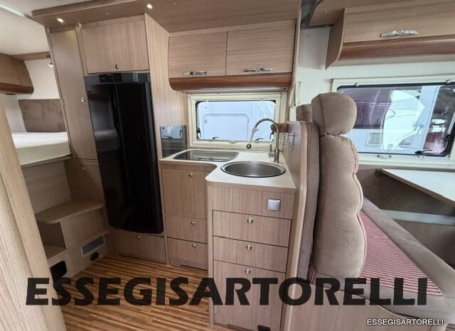 ADRIA MATRIX M 680 SP GARAGE E BASCULANTE 2013 5 POSTI OMOLOGATI DOPPIO CLIMA pieno