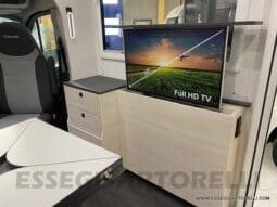 CHAUSSON EXCLUSIVE LINE 660 170 CV AUTOMATICO 699 CM 2022 solo 1.910 KM ! pieno