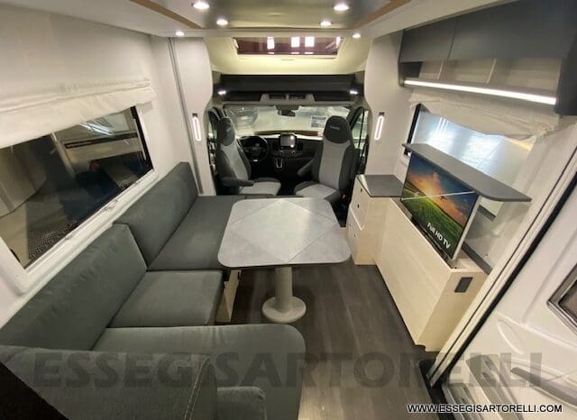 CHAUSSON EXCLUSIVE LINE 660 170 CV AUTOMATICO 699 CM 2022 solo 1.910 KM ! pieno