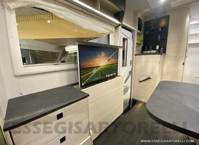 CHAUSSON EXCLUSIVE LINE 660 170 CV AUTOMATICO 699 CM 2022 solo 1.910 KM ! pieno
