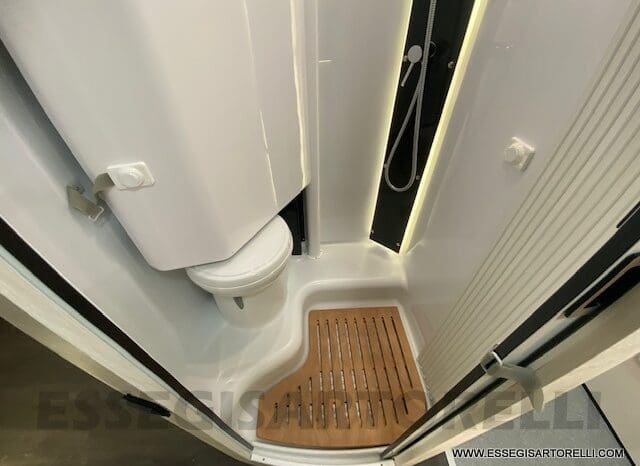 CHAUSSON EXCLUSIVE LINE 660 170 CV AUTOMATICO 699 CM 2022 solo 1.910 KM ! pieno