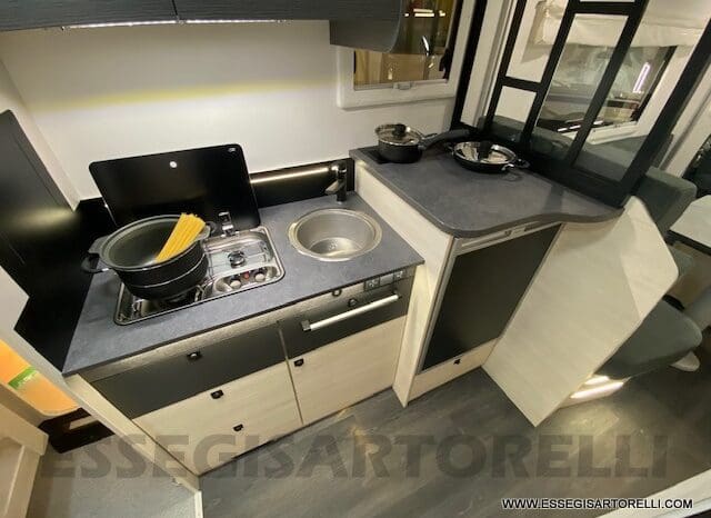 CHAUSSON EXCLUSIVE LINE 660 170 CV AUTOMATICO 699 CM 2022 solo 1.910 KM ! pieno