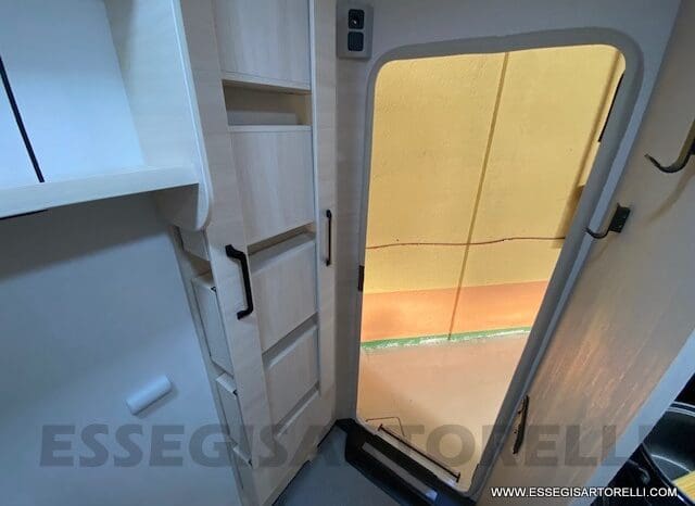 CHAUSSON EXCLUSIVE LINE 660 170 CV AUTOMATICO 699 CM 2022 solo 1.910 KM ! pieno