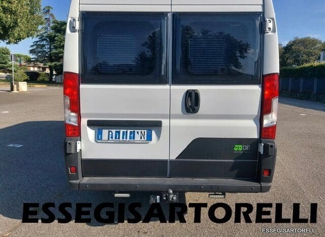 ADRIA TWIN 640 SGX SUPREME EDITION UNIPROPR. 08/2025 VAN 35H 7.900 km pieno
