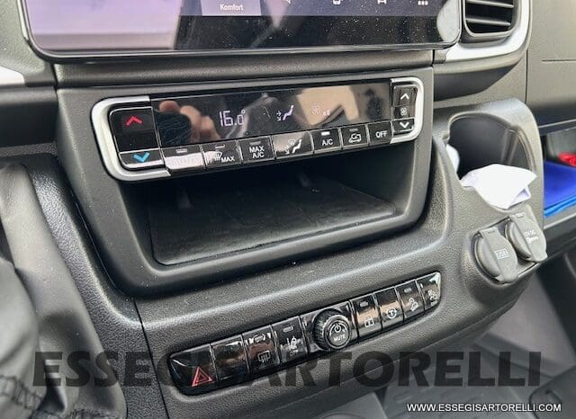 ADRIA TWIN 640 SGX SUPREME EDITION UNIPROPR. 08/2025 VAN 35H 7.900 km pieno