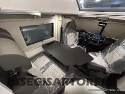 ADRIA TWIN 640 SGX SUPREME EDITION UNIPROPR. 08/2025 VAN 35H 7.900 km pieno