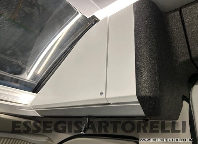 ADRIA TWIN 640 SGX SUPREME EDITION UNIPROPR. 08/2025 VAN 35H 7.900 km pieno