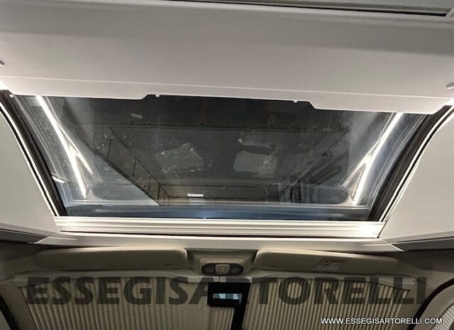 ADRIA TWIN 640 SGX SUPREME EDITION UNIPROPR. 08/2025 VAN 35H 7.900 km pieno