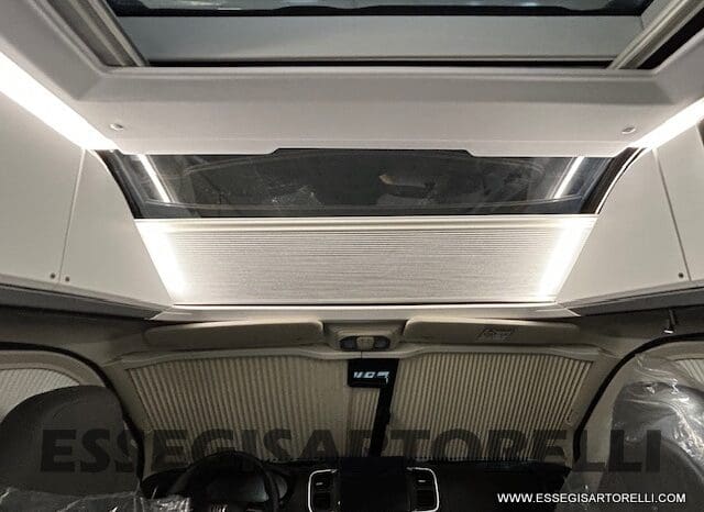 ADRIA TWIN 640 SGX SUPREME EDITION UNIPROPR. 08/2025 VAN 35H 7.900 km pieno