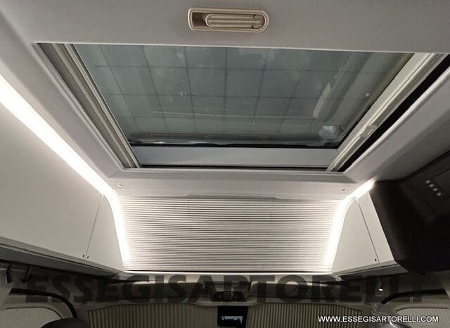 ADRIA TWIN 640 SGX SUPREME EDITION UNIPROPR. 08/2025 VAN 35H 7.900 km pieno