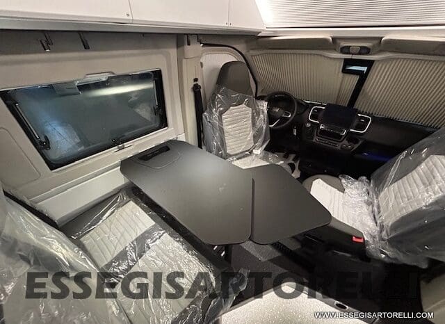 ADRIA TWIN 640 SGX SUPREME EDITION UNIPROPR. 08/2025 VAN 35H 7.900 km pieno